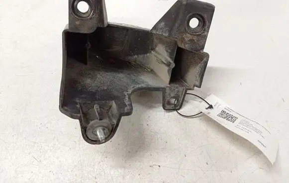 Citroen C4 I Bumper support mounting bracket corner 9652703480