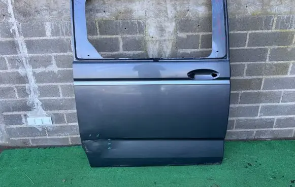 Volkswagen Multivan T7 Rear door 