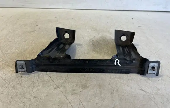 BMW X6 F16 Fender mounting bracket 55207M