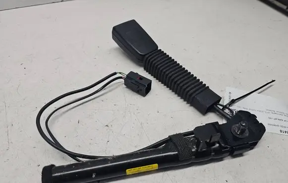 Jaguar XF X250 Front seatbelt buckle AW83F61203