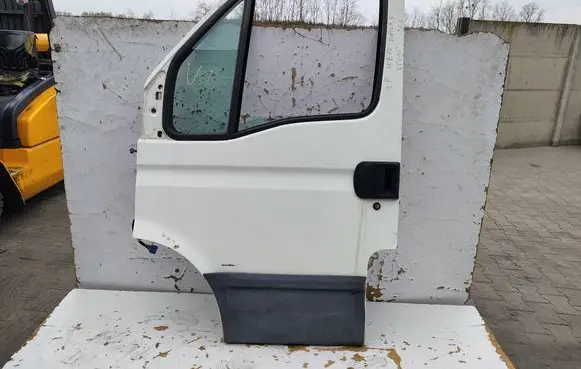 Iveco Daily 35 - 40.10 Front door 
