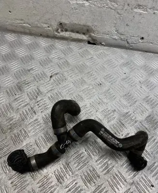 Mercedes-Benz C W205 Engine coolant pipe/hose A2055013984