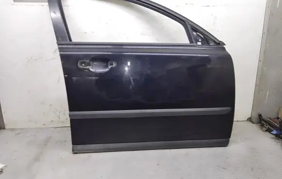 Volvo V50 Front door