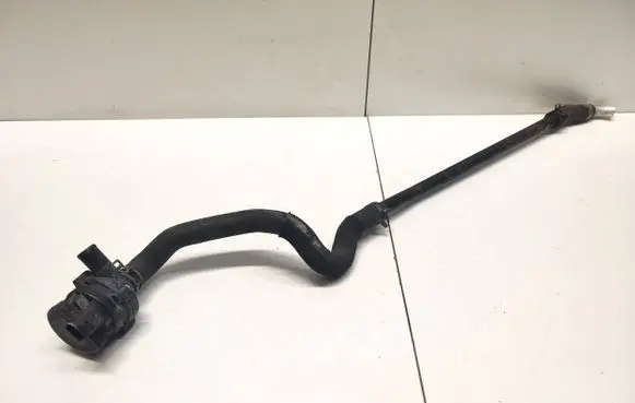 Mercedes-Benz C AMG W205 Engine coolant pipe/hose A2058301102 DBL625416