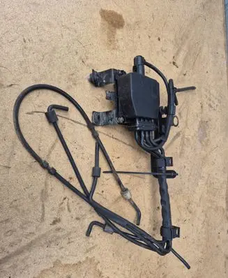 Volkswagen Touran I Electromagnetic valve 03G131051H