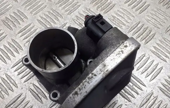 Skoda Fabia Mk1 (6Y) Throttle body valve 036133062N