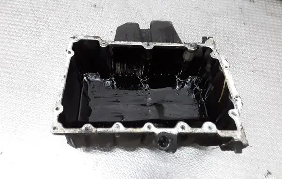 Oil sump
