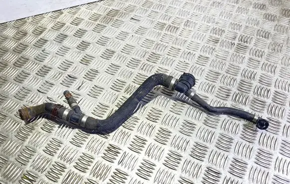 Mercedes-Benz E W212 Engine coolant pipe/hose A2125016484