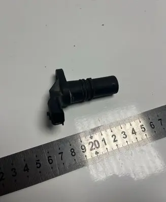 Renault Trafic III (X82) Crankshaft position sensor 8200885209