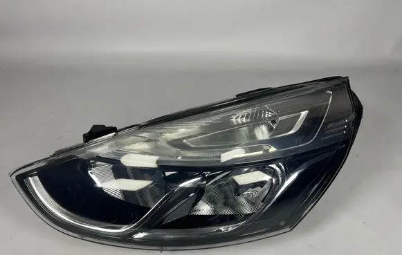 Renault Clio IV Headlight/headlamp 260608367R
