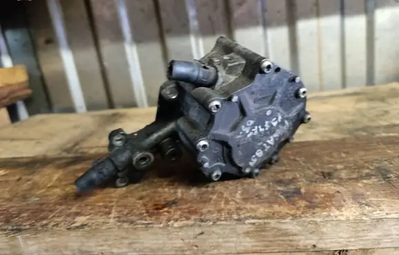 Vacuum pump