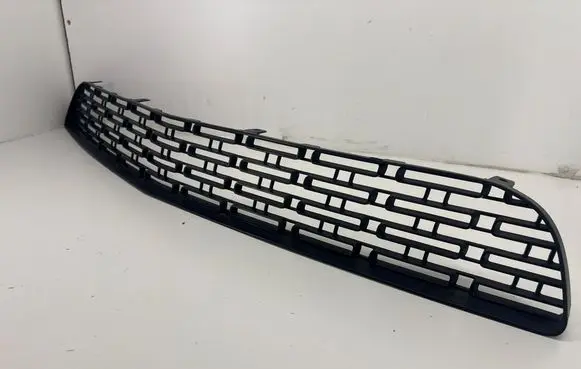 Dodge Challenger Front grill 60011240 DG07095GA