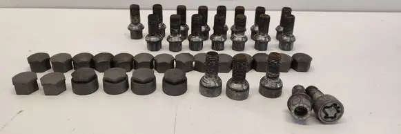 Nuts/bolts