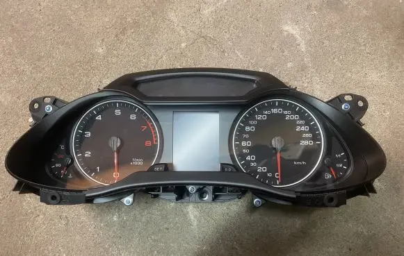 Audi A4 S4 B8 8K Speedometer (instrument cluster) 8K0920930B