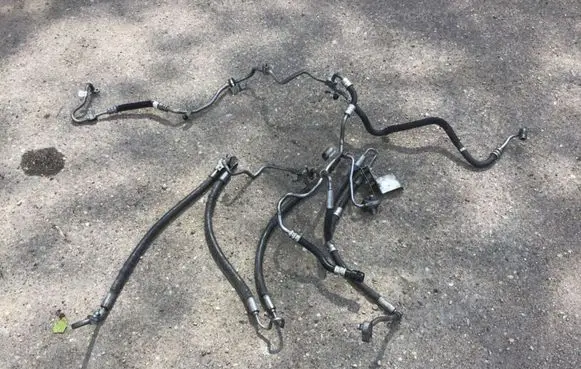 BMW 7 F01 F02 F03 F04 Active stabilizer tube/hose 4066936