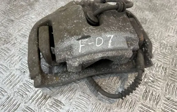 BMW 5 GT F07 Front brake caliper