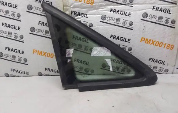 Volkswagen Touran I Front triangle window/glass 1t0845412