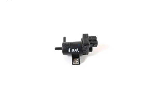 Dacia Sandero III Turbo solenoid valve 8200762162