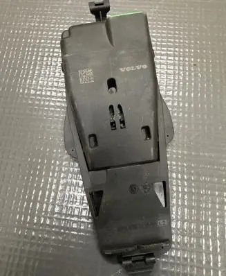 Windshield/windscreen camera