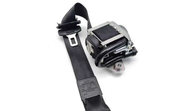 Audi A3 S3 A3 Sportback 8P Front seatbelt 8P7857705A 616157800