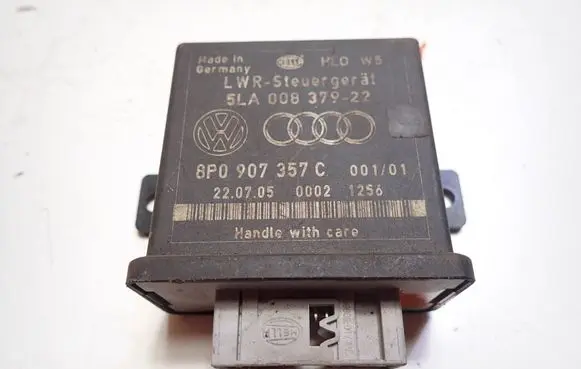 Audi A3 S3 8P Light module LCM 8P0907357C