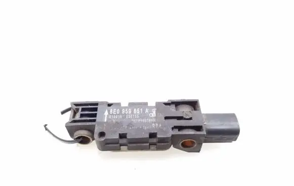 Audi A4 S4 B7 8E 8H Airbag deployment crash/impact sensor 8E0959651A