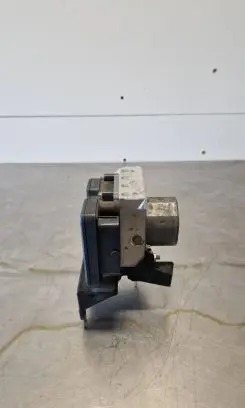 Mercedes-Benz B W246 W242 ABS Pump A0004313700