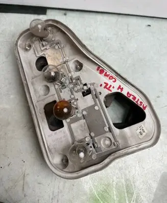 Opel Astra H Tail light bulb cover holder 417045