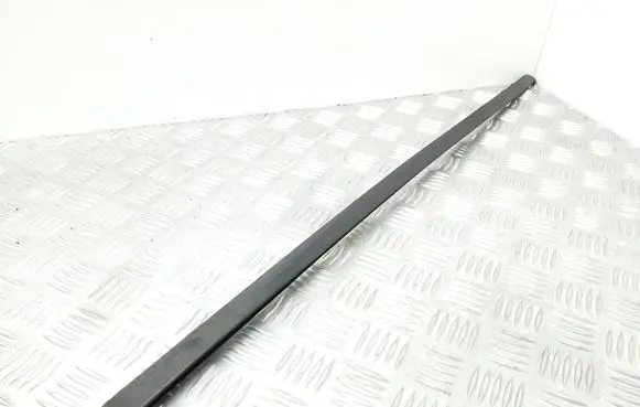 Seat Exeo (3R) Windshield trim 8E0854328E