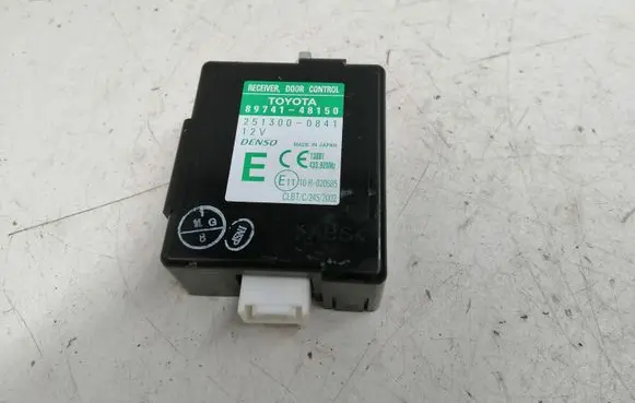 Lexus RX 330 - 350 - 400H Door control unit/module 8974148150 2513000841 10R020585