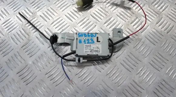 Subaru Impreza II Antenna control unit EF-1152A-C