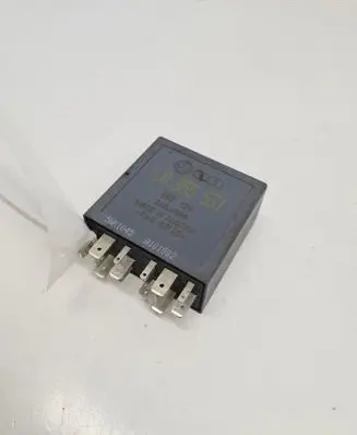 Volkswagen Golf IV Window wiper relay 1J0955531 5WK1045 192