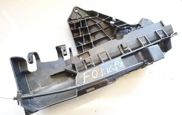 Ford Focus Front door lock 4M51A21978