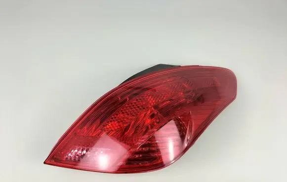 Peugeot 308 Rear/tail lights 9680425880