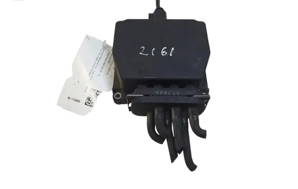 Skoda Octavia Mk2 (1Z) Turbo solenoid valve 6Q0131075