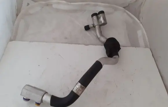 Audi A5 8T 8F Air conditioning (A/C) pipe/hose 8K1260712B