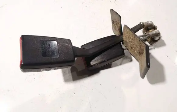 Audi A6 S6 C5 4B Rear seatbelt buckle 