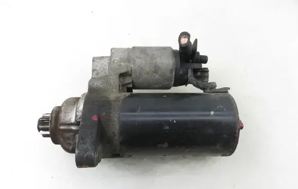 Volkswagen Polo IV 9N3 Starter motor 02T911024