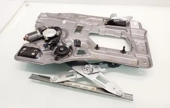 Hyundai Santa Fe Rear door window regulator with motor 8347026030