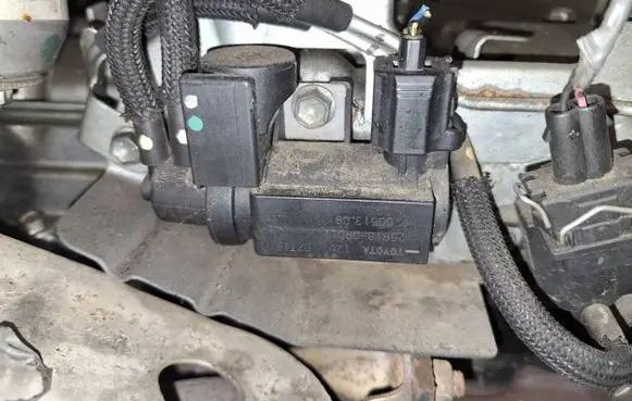 Toyota Auris 150 Turbo solenoid valve 258190r011 70051308