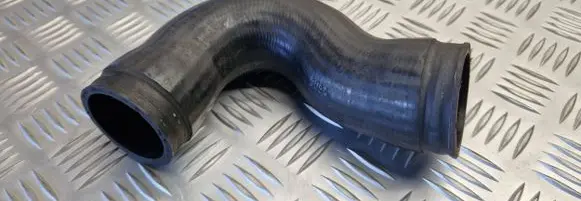 Volkswagen Golf IV Intercooler hose/pipe 1J0145838B