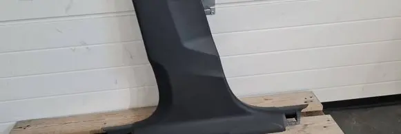 (B) pillar trim (bottom)