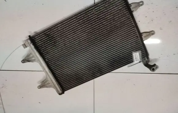 Volkswagen Polo IV 9N3 A/C cooling radiator (condenser)