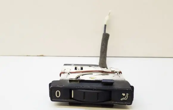 Volkswagen Touareg I Seat control switch 7L6819765