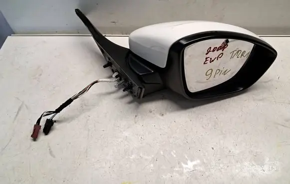 Peugeot 208 I Front door electric wing mirror