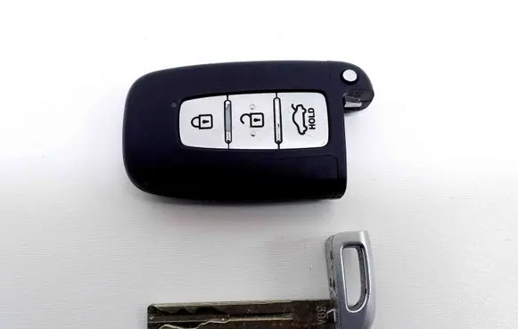 KIA Optima Ignition key/card 