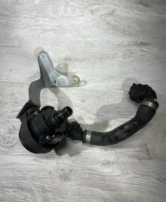 BMW 3 F30 F35 F31 Electric auxiliary coolant/water pump 8605322