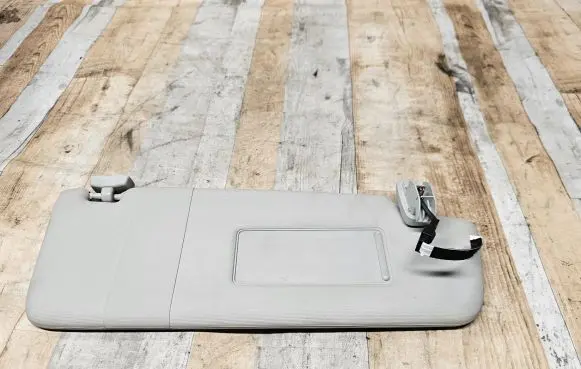 Volkswagen Touran I Sun visor 1T0857552