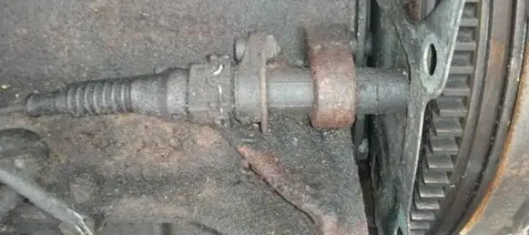BMW 5 E39 Crankshaft position sensor 2243560