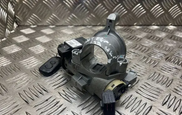 Mitsubishi Colt Ignition lock